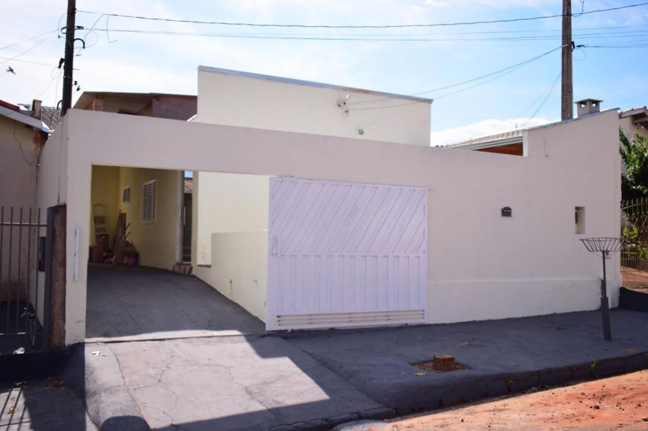 Casa Temporada Em Olimpia To Nem Ai Villa Exterior foto